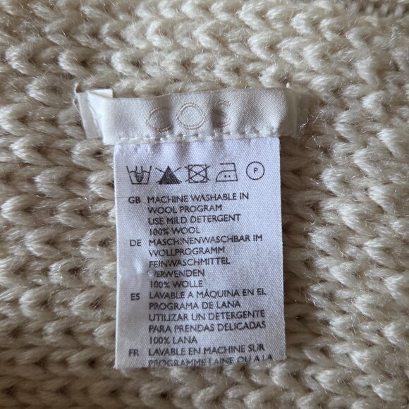 COS 100% Wool Ivory Scarf - Picture 1 of 4